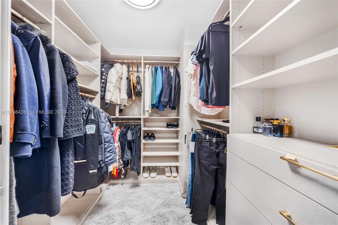 3300 NE 188th St, Unit 812, Aventura, FL 33180 Photo