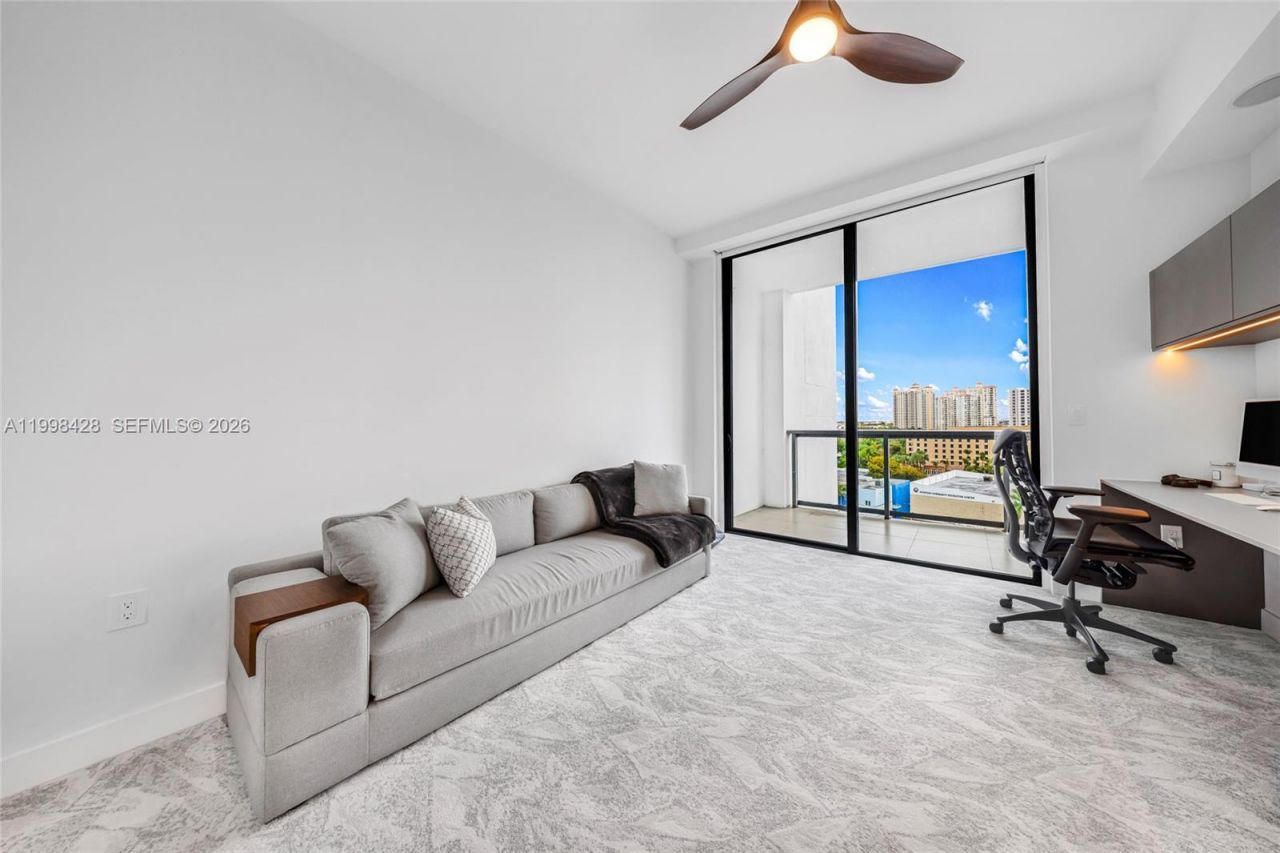 3300 NE 188th St, Unit 812, Aventura, FL 33180 Photo