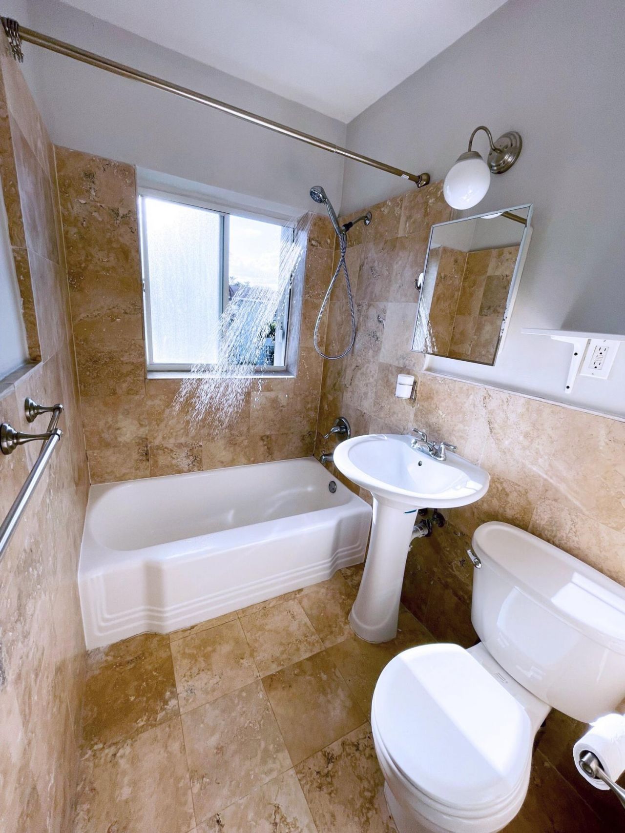 530 SW 10th Street, Unit 3b, Miami, FL 33130 Photo