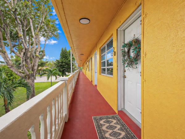 115 NE 202nd Terrace, Unit M20, Miami Gardens, FL 33179