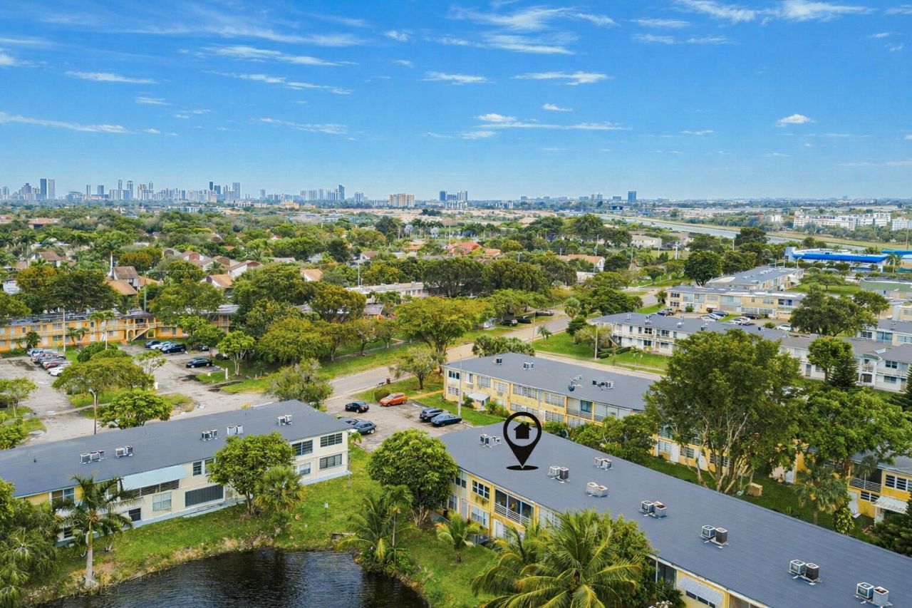 115 NE 202nd Terrace, Unit M20, Miami Gardens, FL 33179 Photo