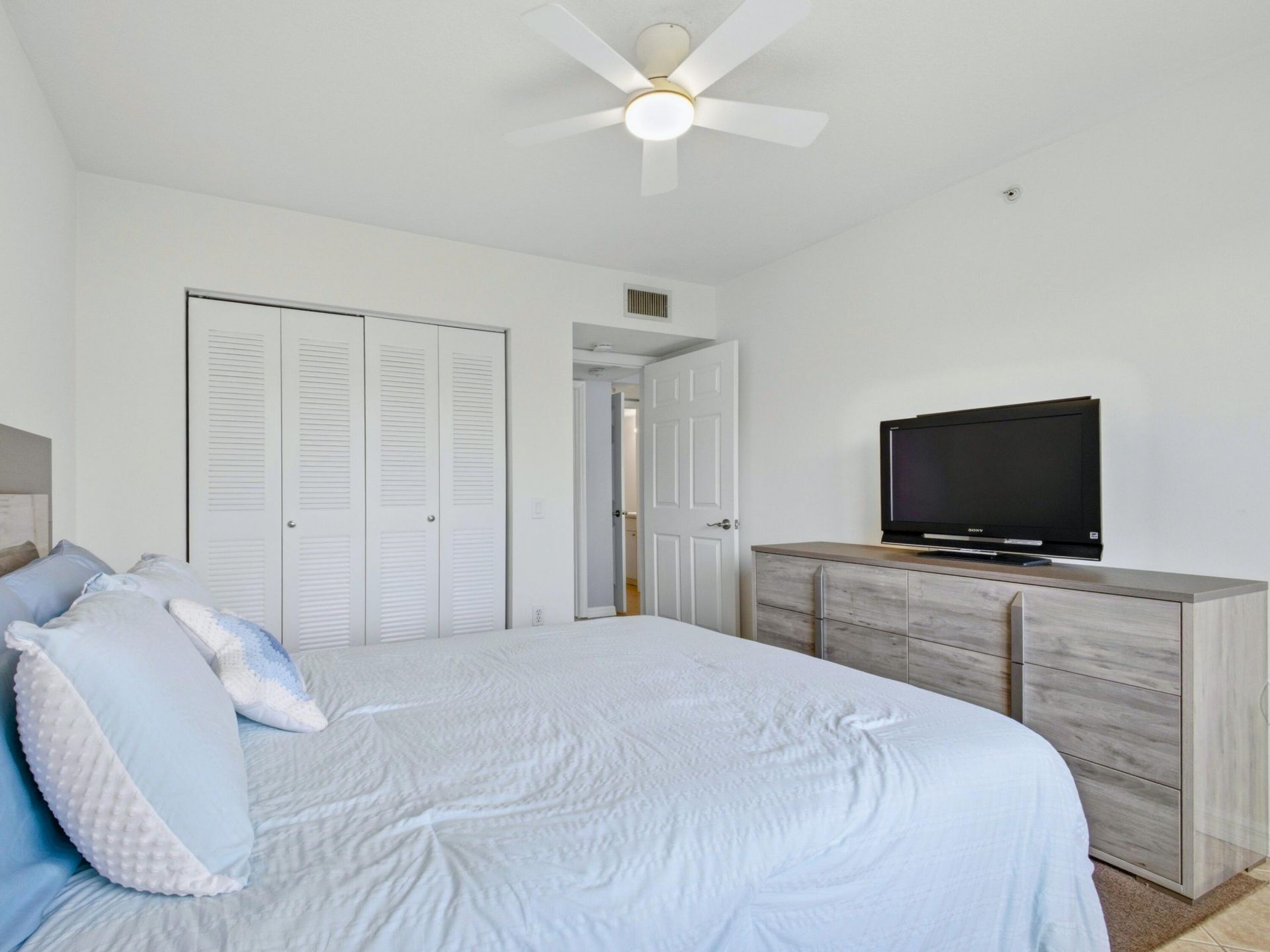 316 Villa Circle, Boynton Beach, FL 33435 Photo