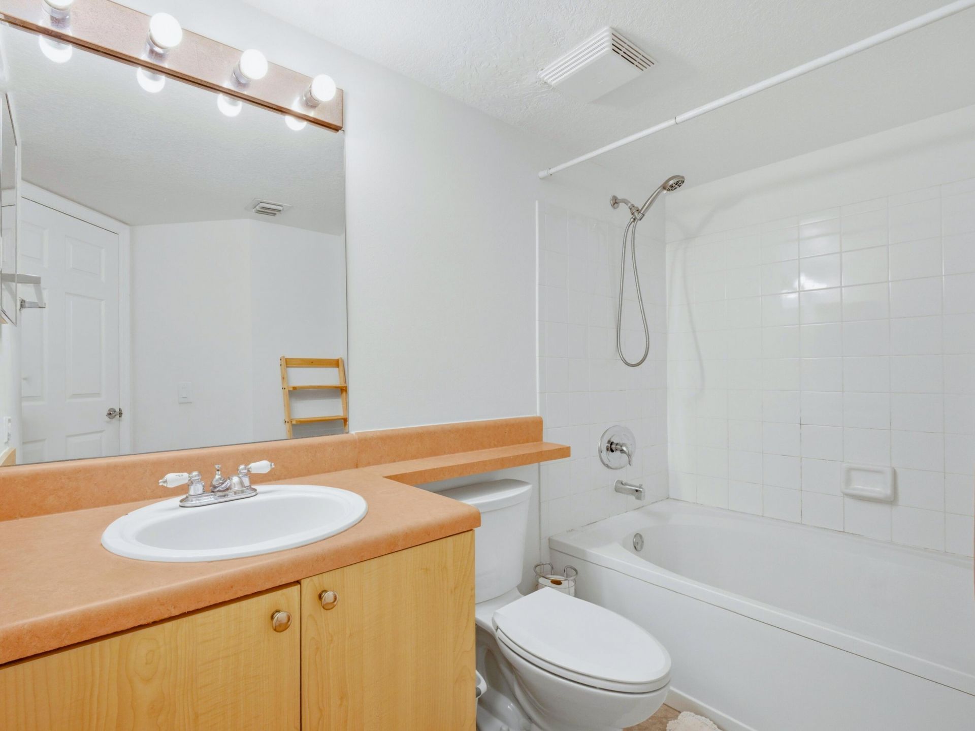 316 Villa Circle, Boynton Beach, FL 33435 Photo