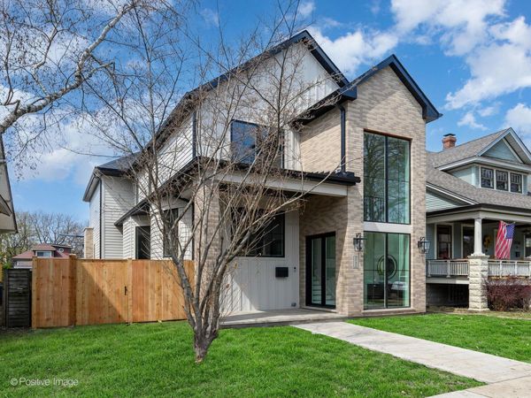 3732 N Lowell Avenue , Chicago, IL 60641