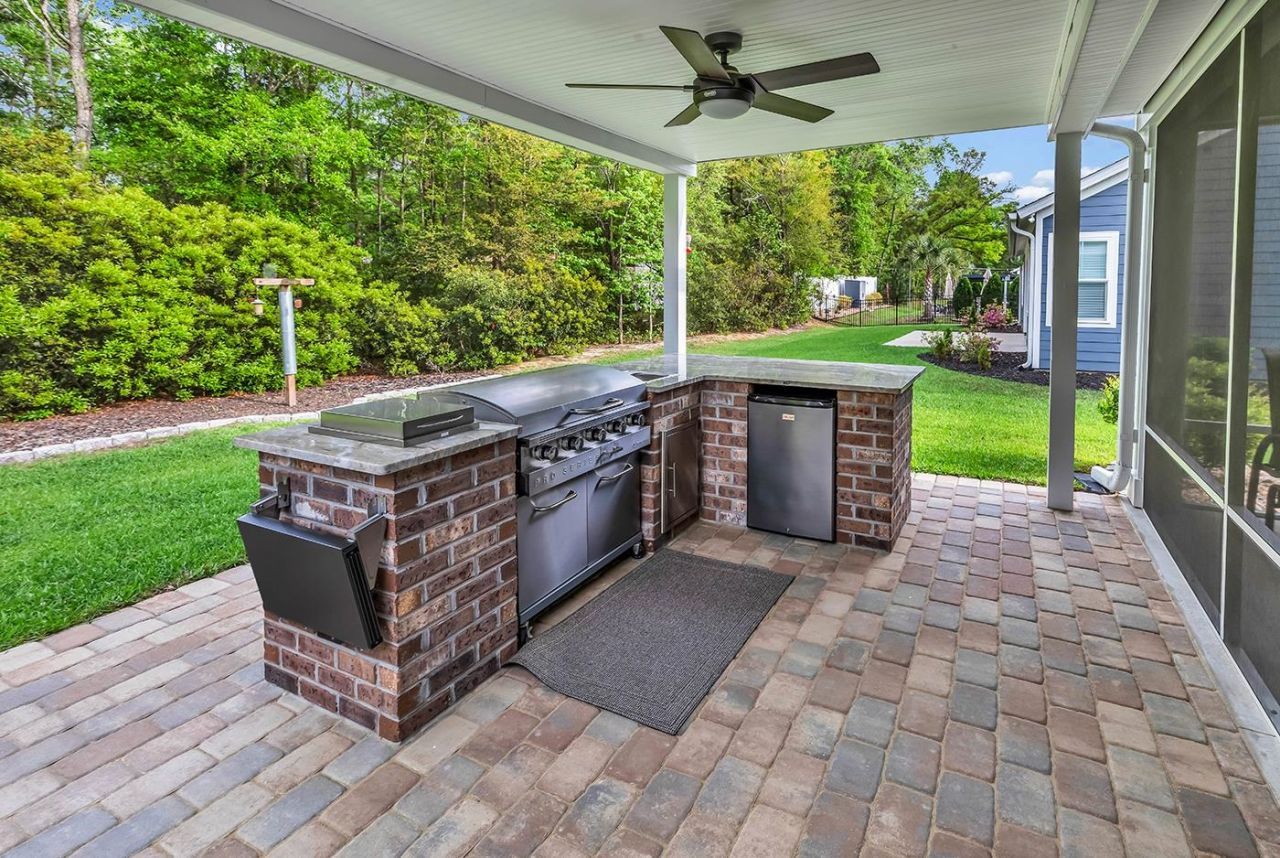 122 Caroline Ct. Photo 17