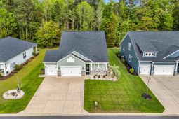 122 Caroline Ct. photo 4