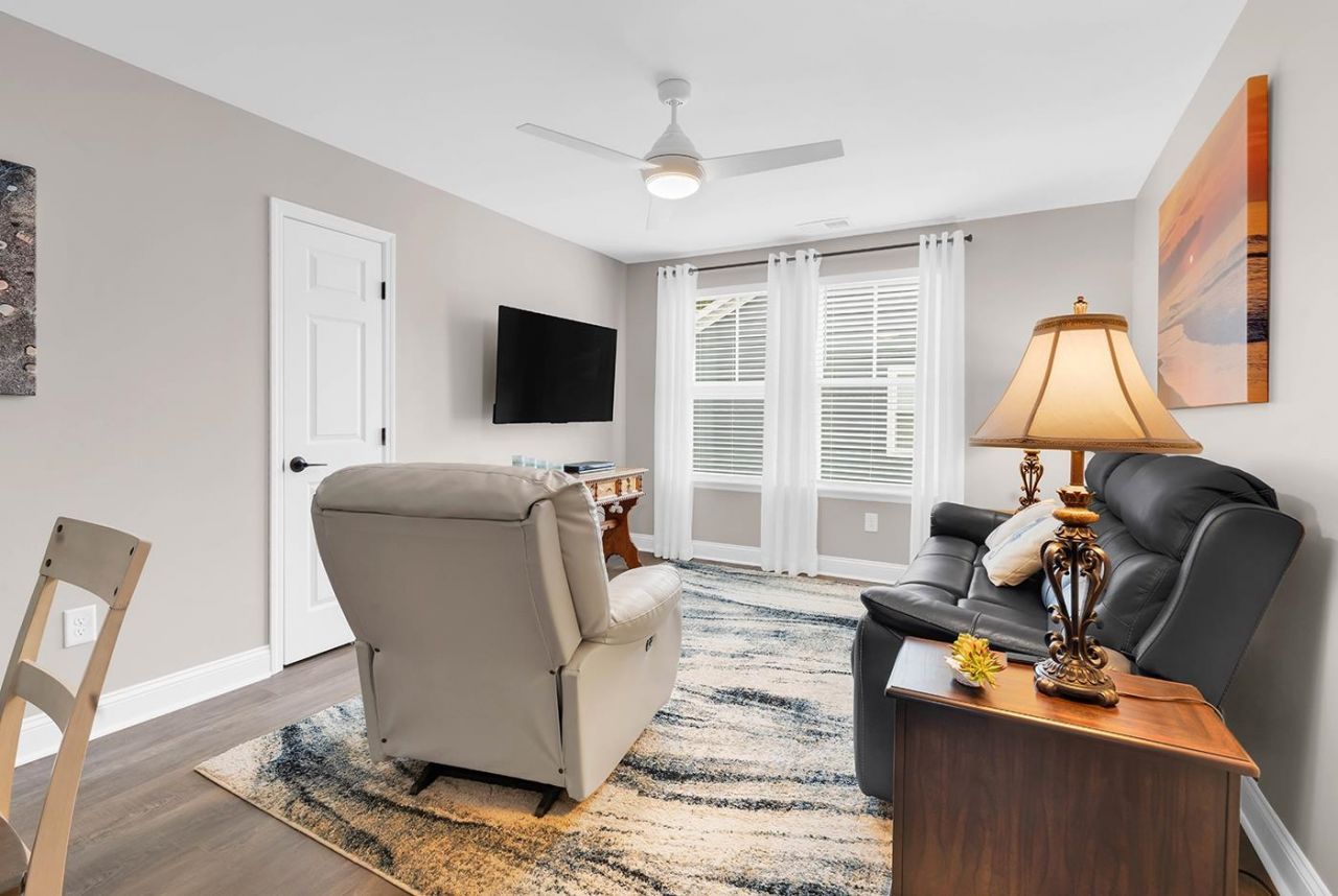 122 Caroline Ct. Photo 38