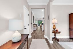 122 Caroline Ct. photo 4