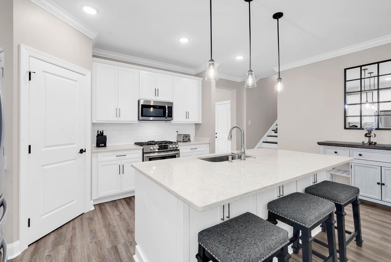 122 Caroline Ct. Photo 8