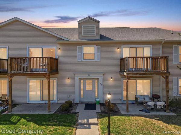 952 Bloomfield Village Boulevard, Auburn Hills, MI 48326