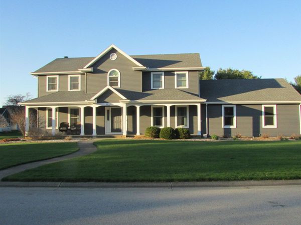 10069 briargate Court, Granger, IN 46530