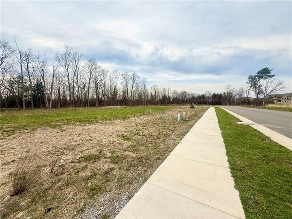 2016 Mae's Landing, Canandaigua, NY 14424