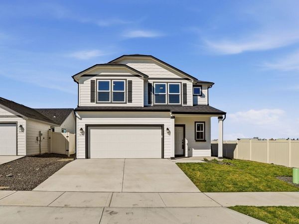 9115 N N Hazelnut St, Spokane, WA 99208