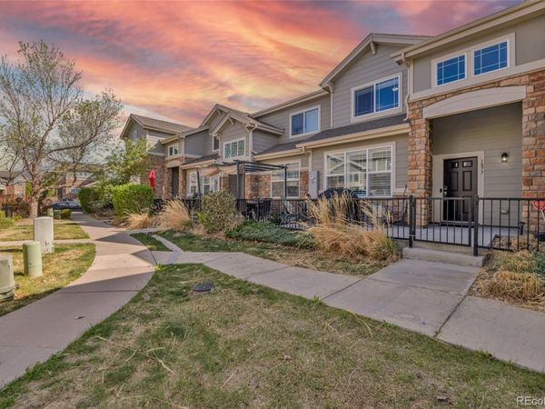 1877 S Buchanan Circle, Aurora, CO 80018