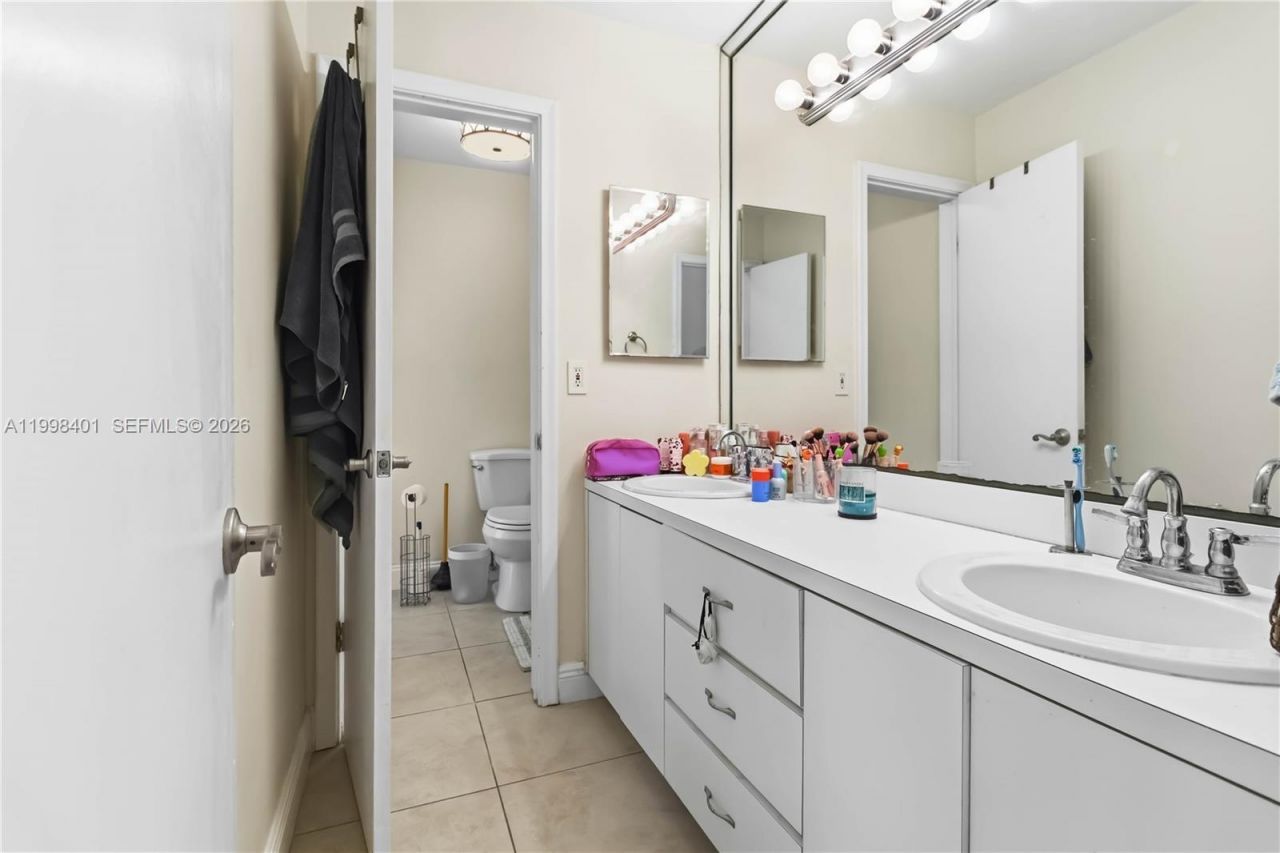 19911 SW 84th Ave, Cutler Bay, FL 33189 Photo