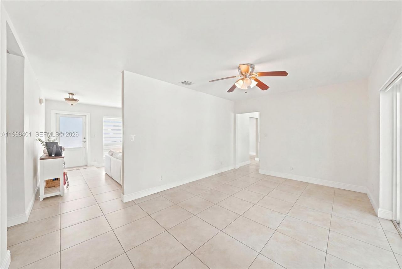 19911 SW 84th Ave, Cutler Bay, FL 33189 Photo