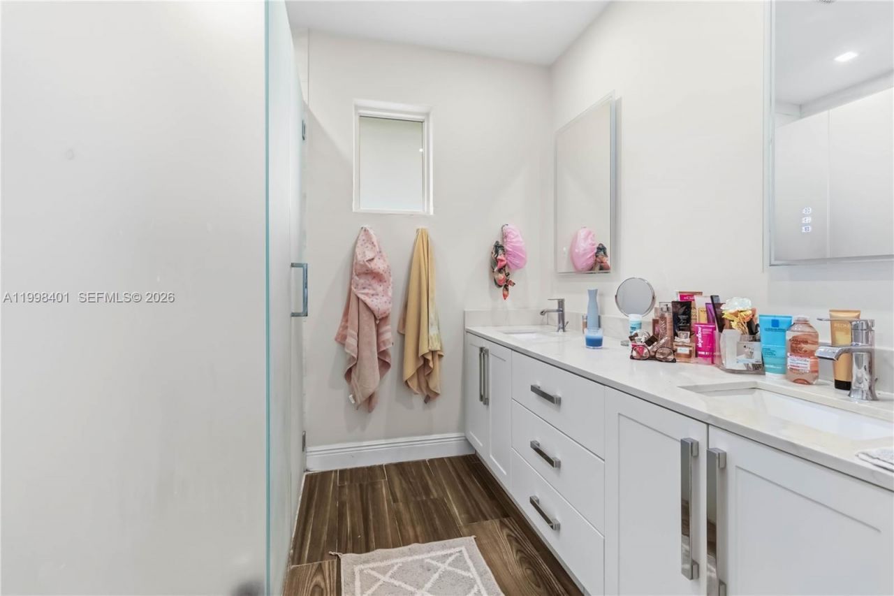 19911 SW 84th Ave, Cutler Bay, FL 33189 Photo