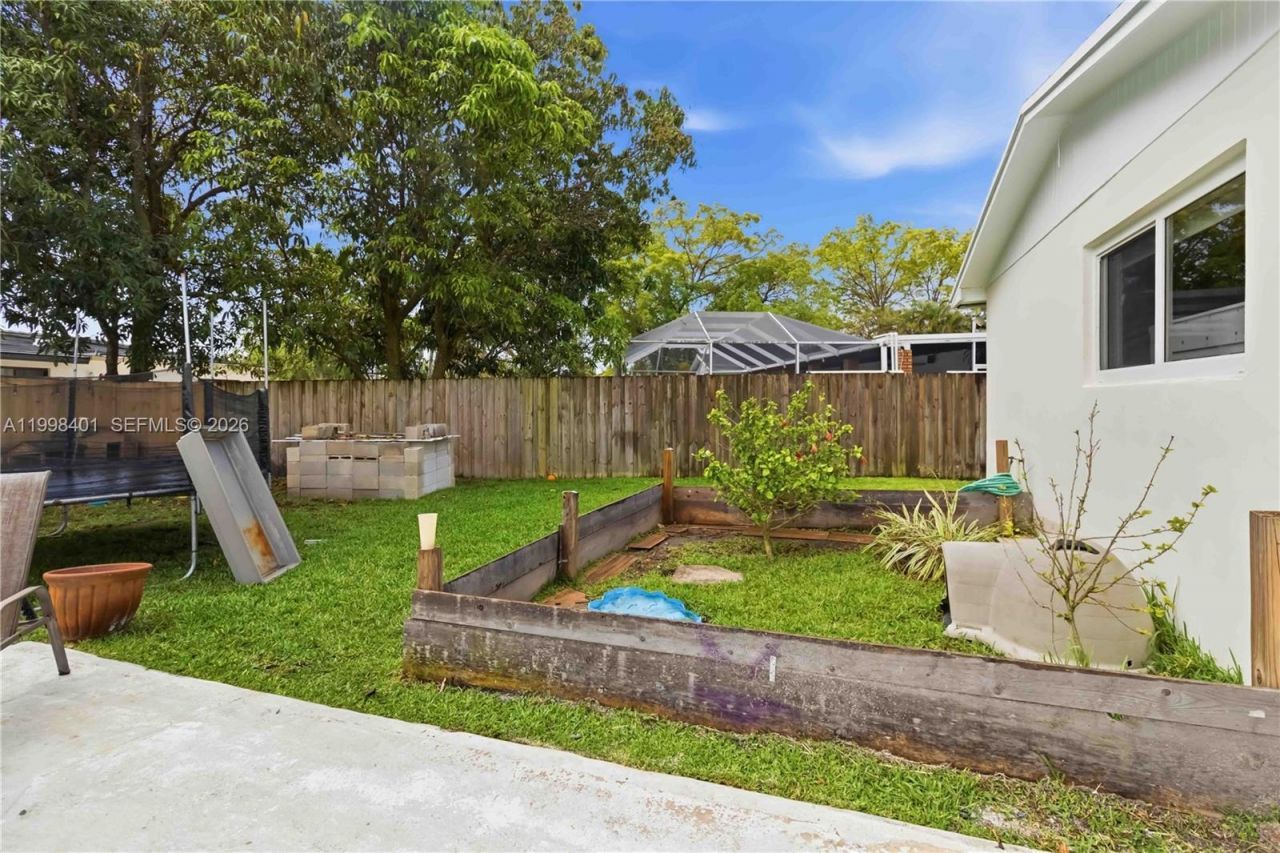 19911 SW 84th Ave, Cutler Bay, FL 33189 Photo