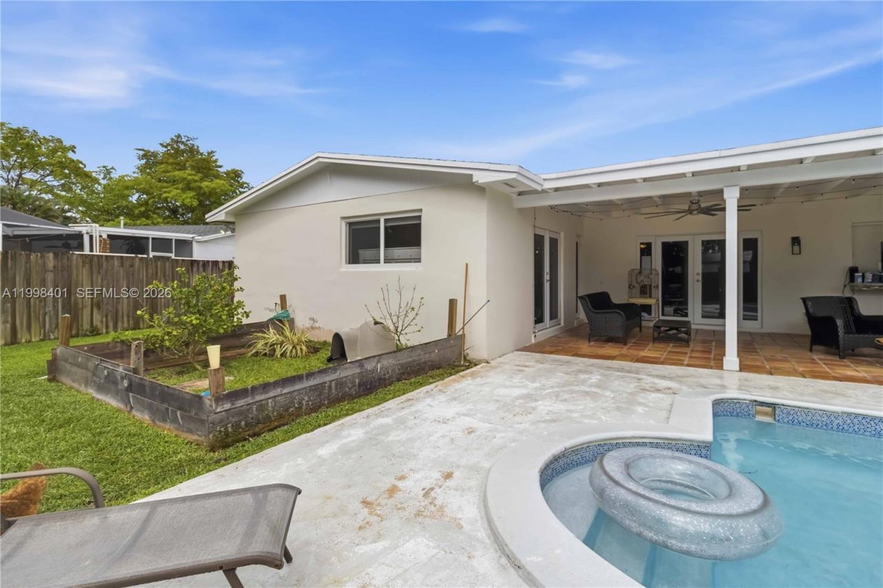 19911 SW 84th Ave, Cutler Bay, FL 33189 Photo