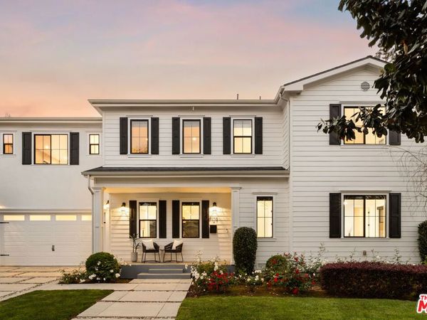 8109 Mcconnell Avenue, Los Angeles, CA 90045