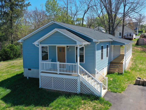 515 GRUBERT AVE, Unit A, STAUNTON, VA 24401