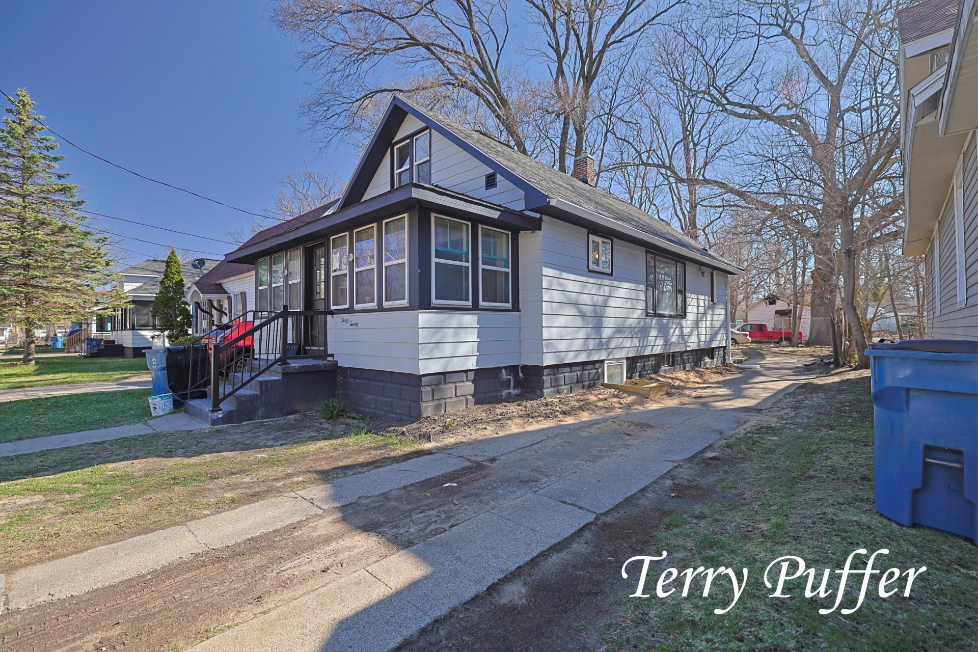 3020 Highland Street, Muskegon, MI 49444 Main Photo