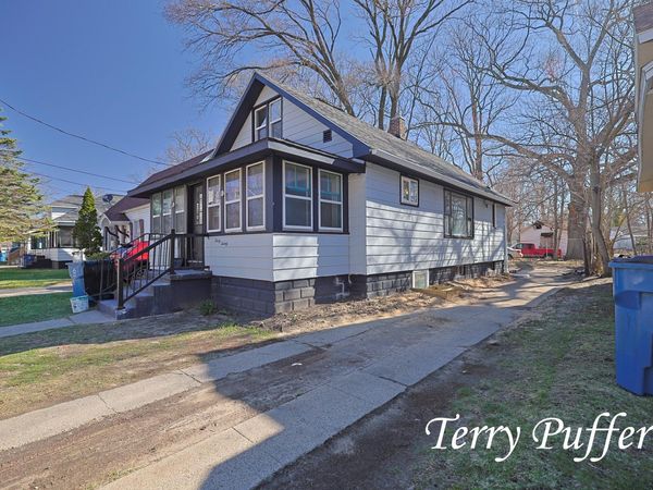 3020 Highland Street, Muskegon, MI 49444