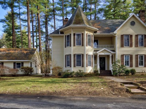 5 Sicada Street, Saratoga Springs, NY 12866