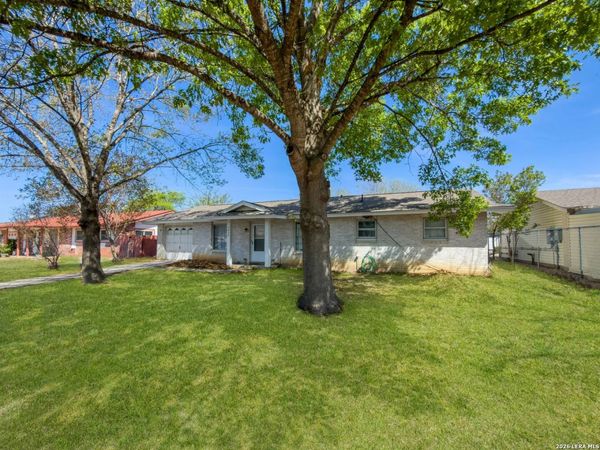 5839 Sandy Valley St, San Antonio, TX 78242