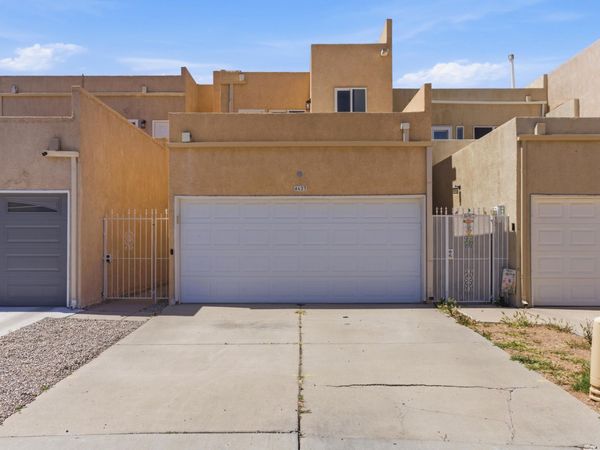 4623 Via Macduffee Road NE, Albuquerque, NM 87111