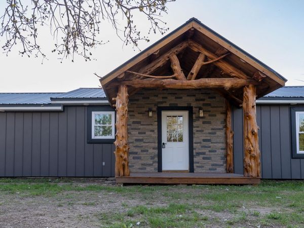 12103 County Road 6450, West Plains, MO 65775