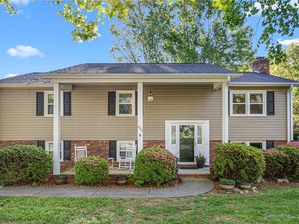 4608 Sun Valley Lane, Kernersville, NC 27284