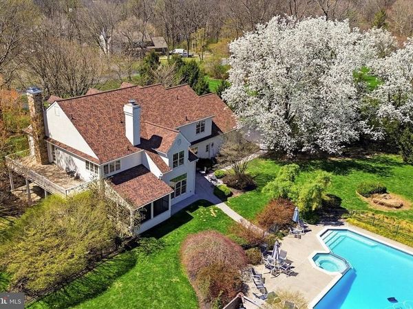 50 HOWSON LANE, GLENMOORE, PA 19343