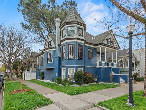 2501 N St, Sacramento, CA 95816