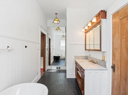 2501 N St, Sacramento, CA 95816 Photo