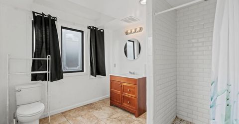 2501 N St, Sacramento, CA 95816 Photo