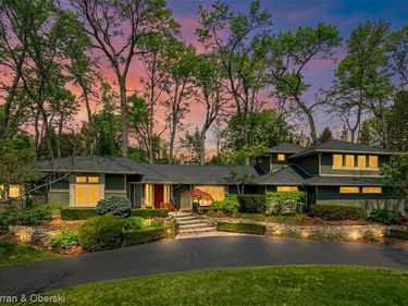 6130 Idlewyle Road, Bloomfield Hills, MI 48301