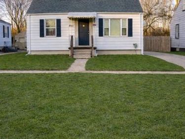 3914 Red Arrow Road , Flint, MI 48507