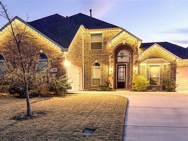 4305 Curlew Lane, Garland, TX 75043