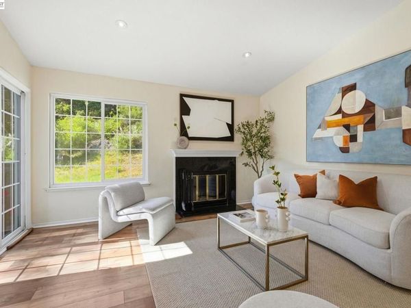 515 Canyon Oaks Dr, Unit F, Oakland, CA 94605
