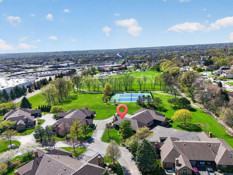 2679 Trottersway Drive, Columbus, OH 43235 Photo 3