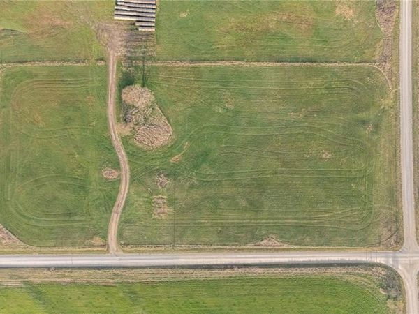 0000 Decatur Road, Effingham, KS 66023