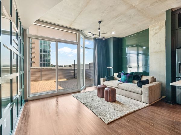 600 12th Ave S, Unit 902, Nashville, TN 37203