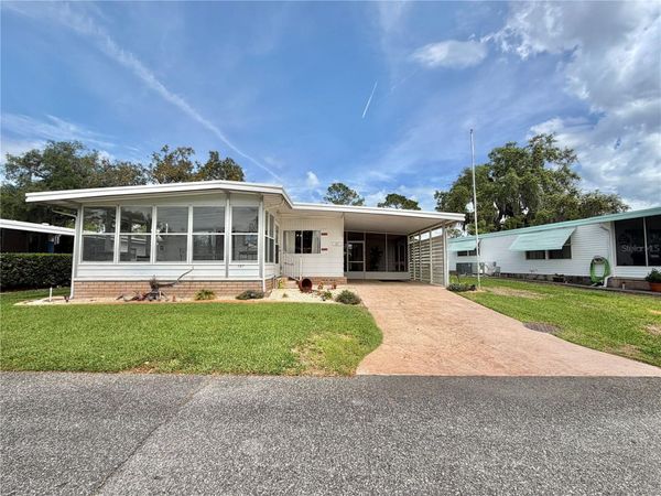 187 JACARANDA DRIVE , LEESBURG, FL 34748