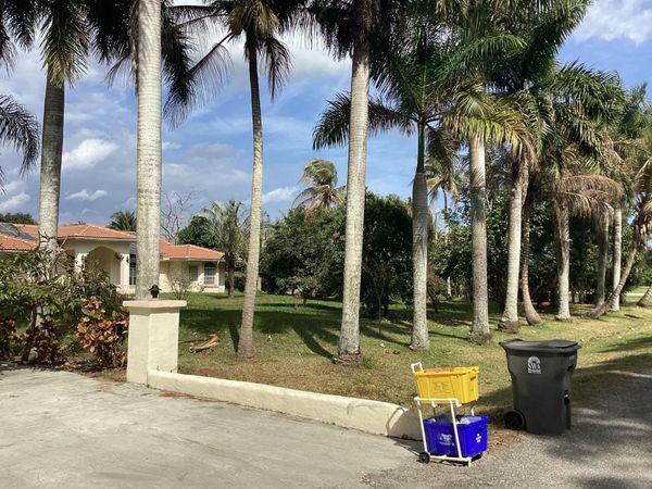 12173 N 88th Pl Place N, Unit 1, The Acreage, FL 33412