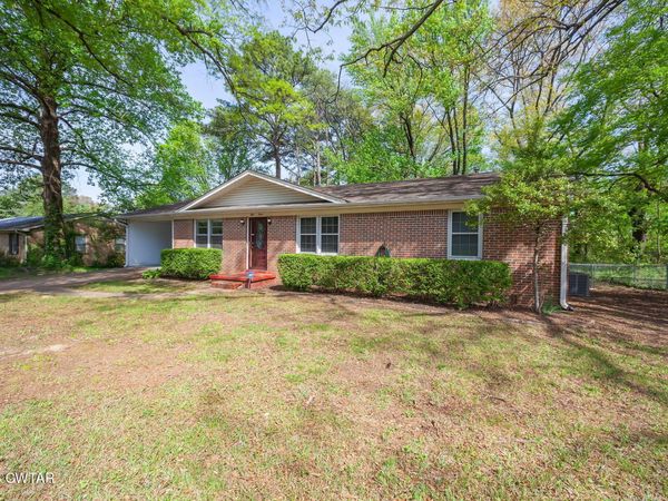 53 Tinker Hill Road , Jackson, TN 38305