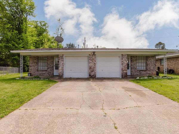 5 A/B Clint Court , Little Rock, AR 72205