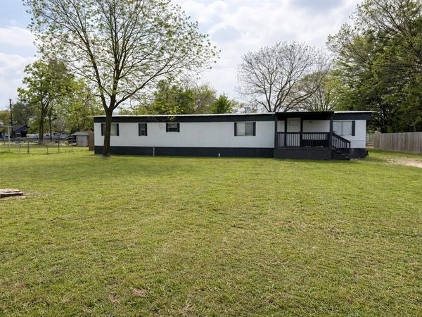 202 S Austin Street, Rice, TX 75155