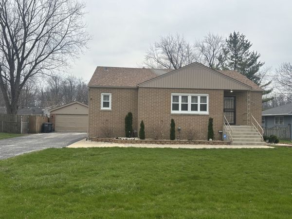 2421 187th Place , Lansing, IL 60438