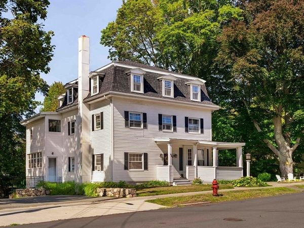 106 Elm St, Stoneham, MA 02180